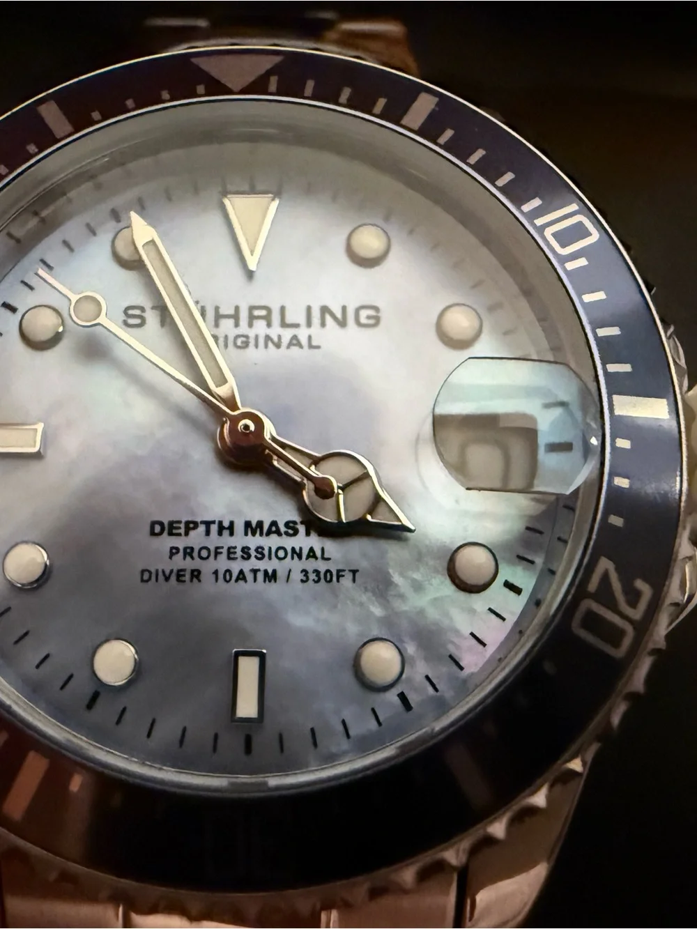 Stuhrling Original Men’s Silver Stainless Steel Dive Watch with Gray Face. NWT!